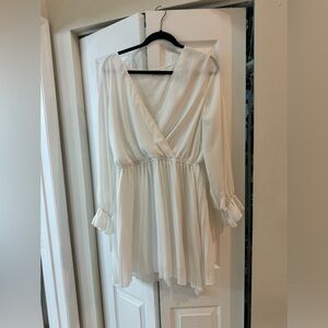 LONG SLEEVE WHITE DRESS